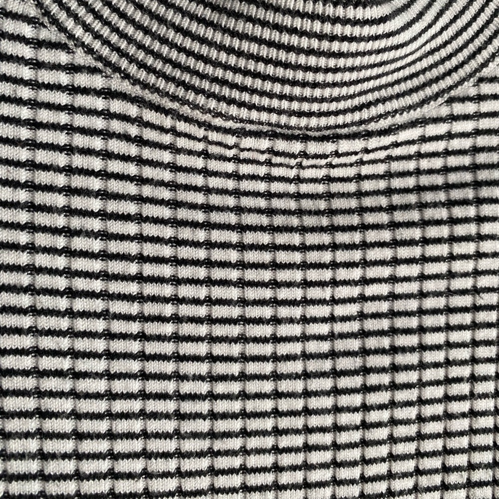 Forever 21 Girls Black and White Long Sleeve Top - Picture 5 of 6